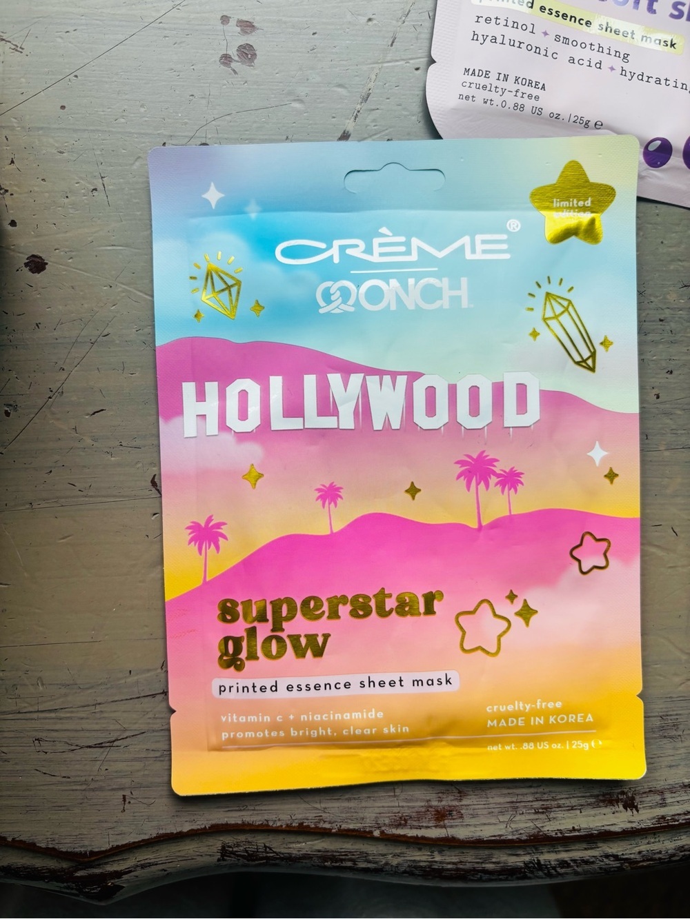 The creme shop + mixed skincare, make up, scent, headband, masks bundle set - Picture 3 of 15
